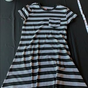 🦋 3/$20 Basic Striped Skater Dress